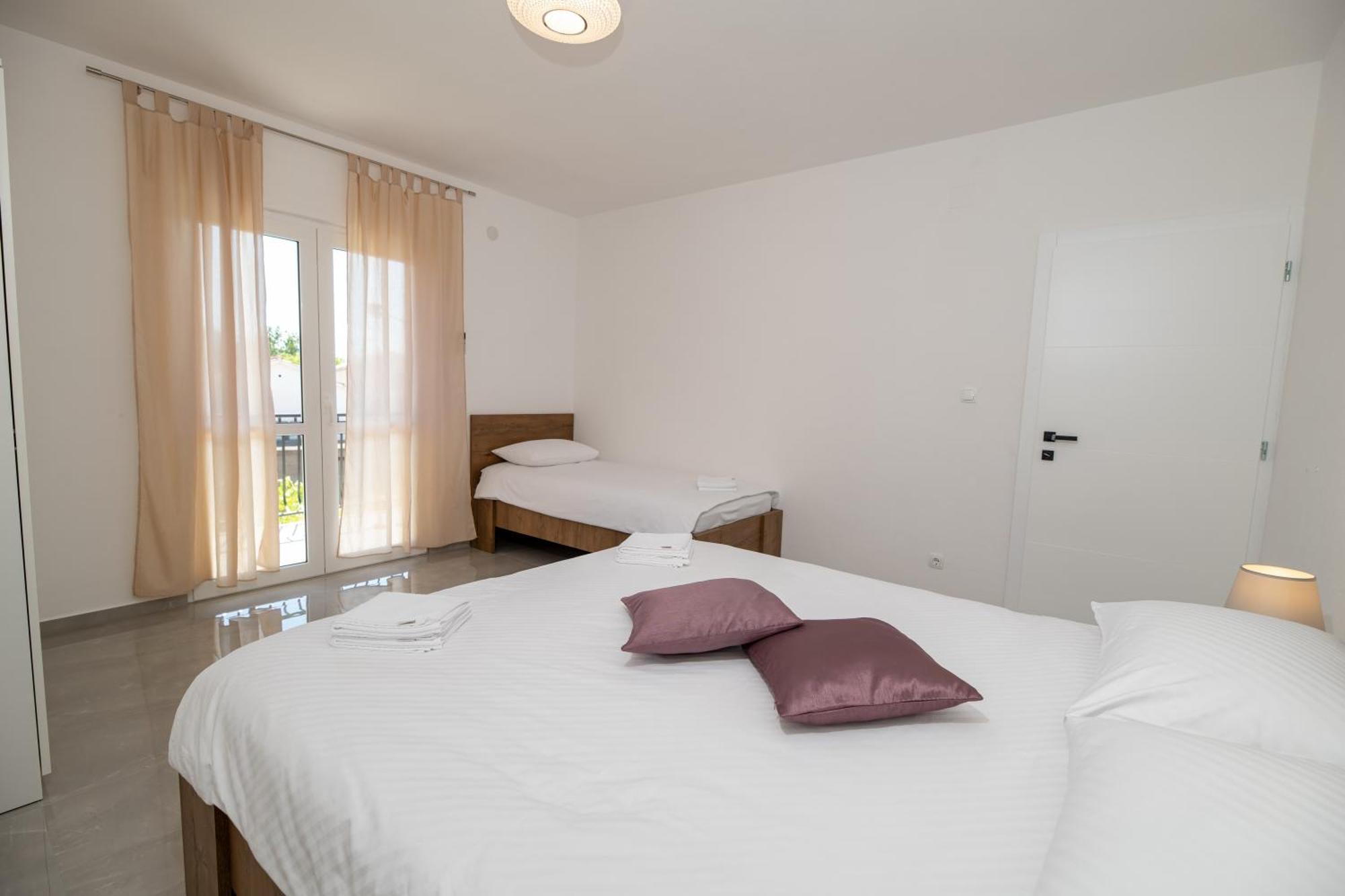 Apartments Zora Seline Kamer foto